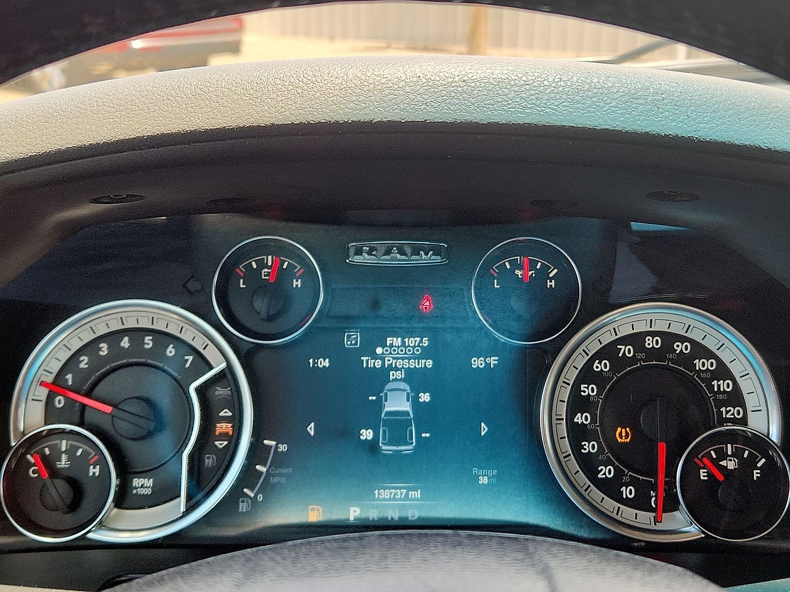 2020 RAM 1500 SLT