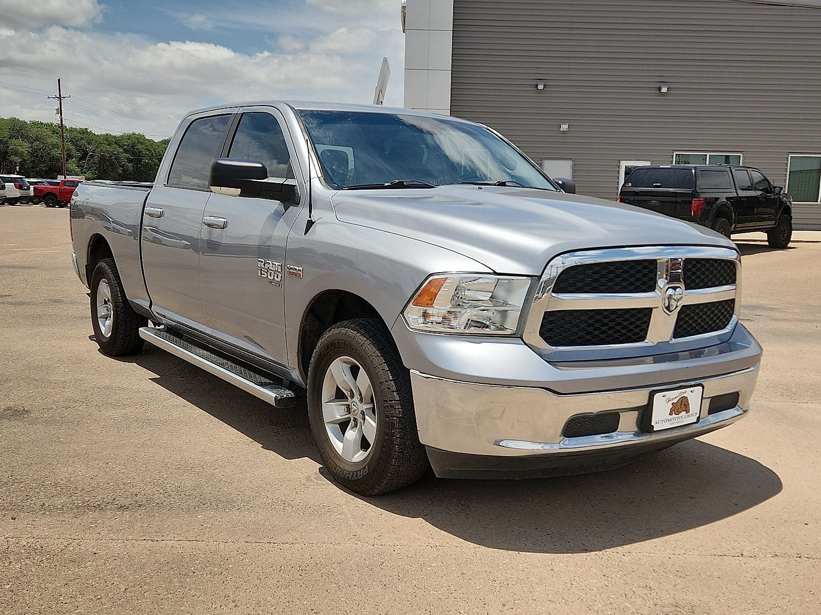 2020 RAM 1500 SLT