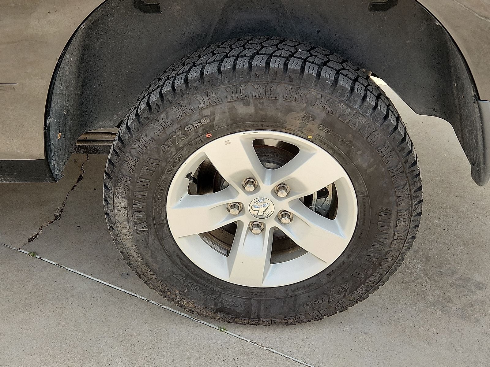 2024 RAM 1500 SLT