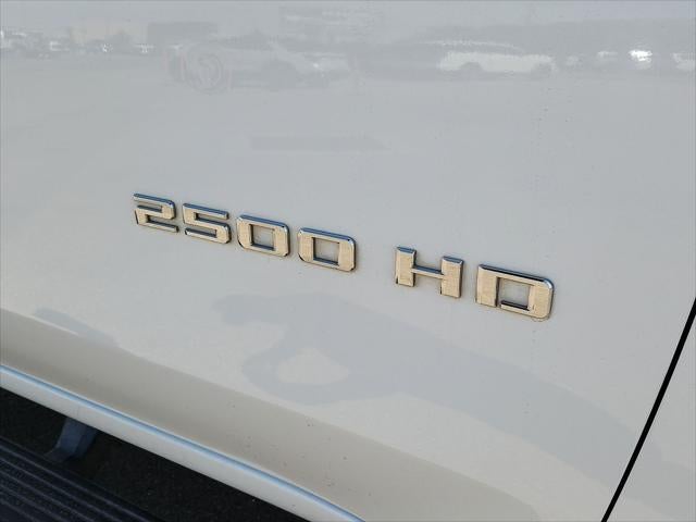 2023 Chevrolet Silverado HD Custom