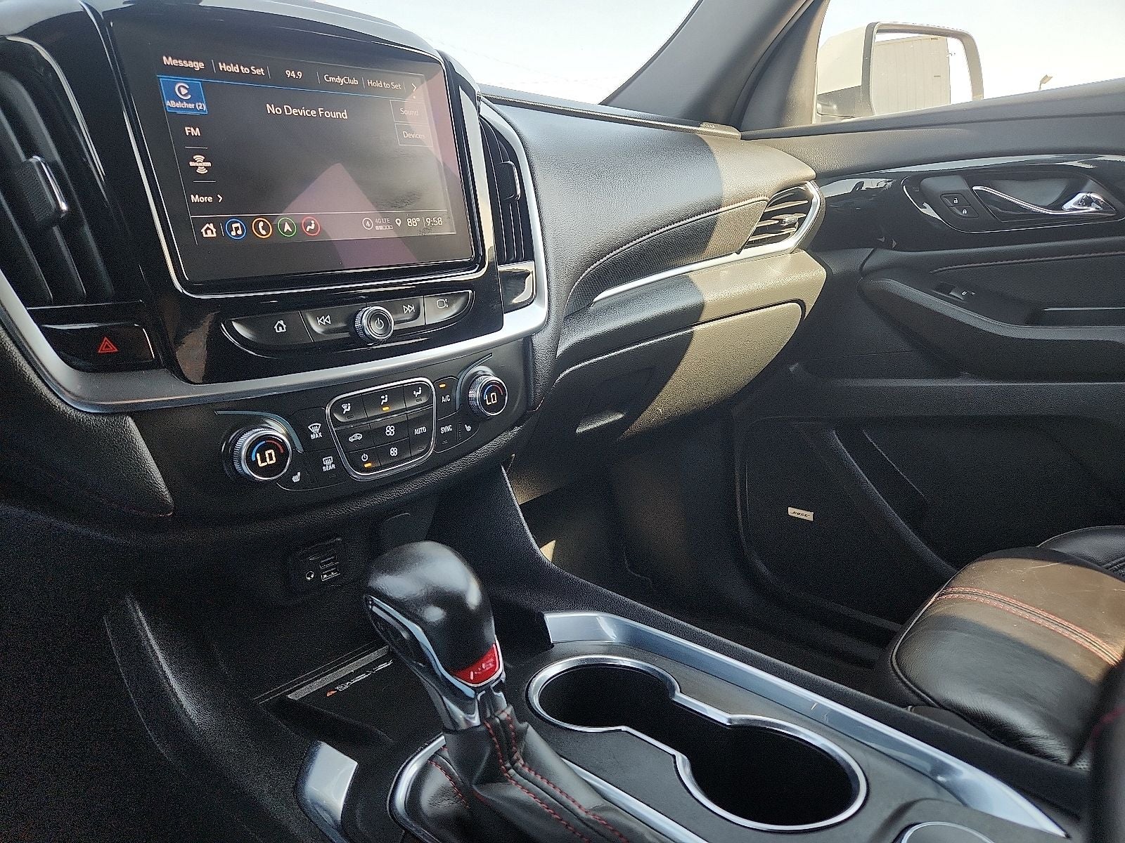 2022 Chevrolet Traverse RS