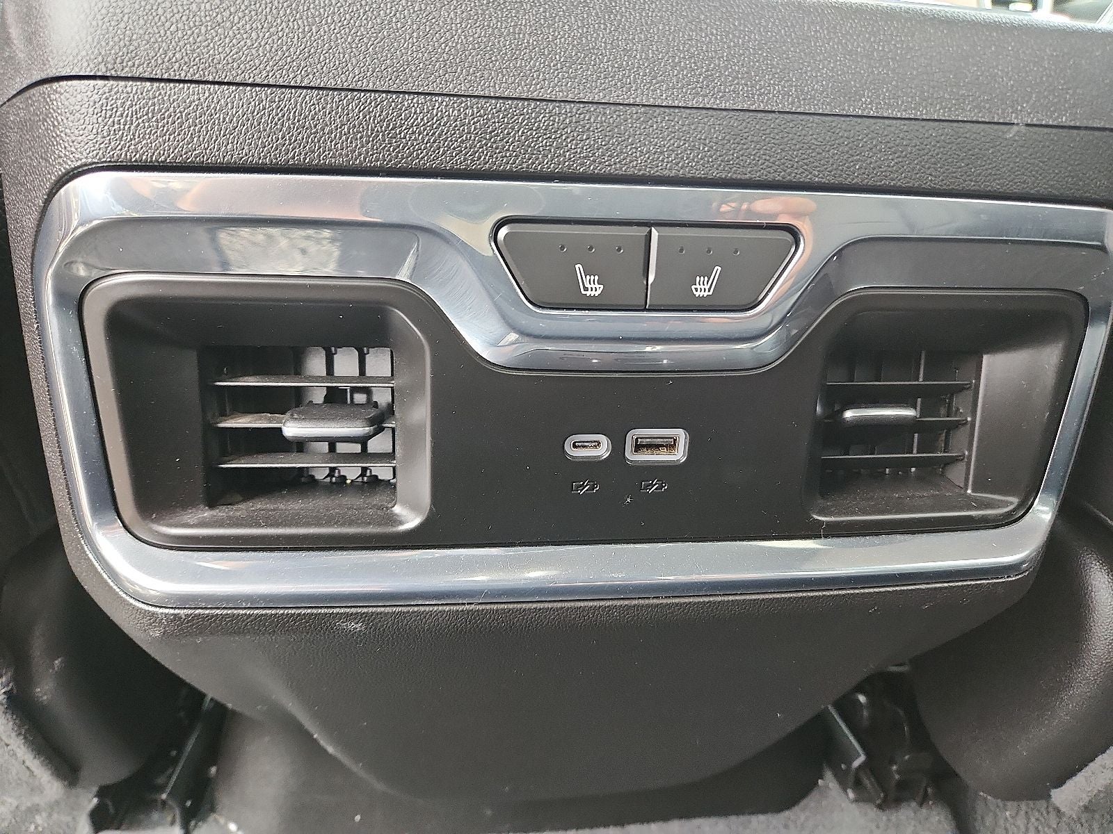 2024 GMC Sierra HD Denali