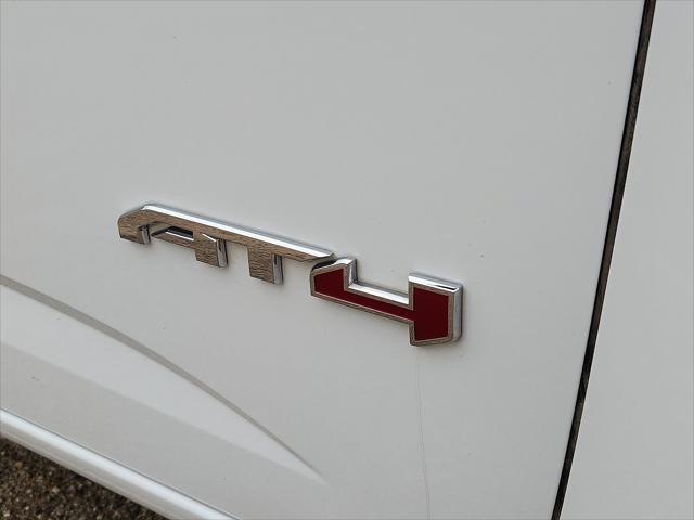 2022 GMC Canyon AT4 w/Leather