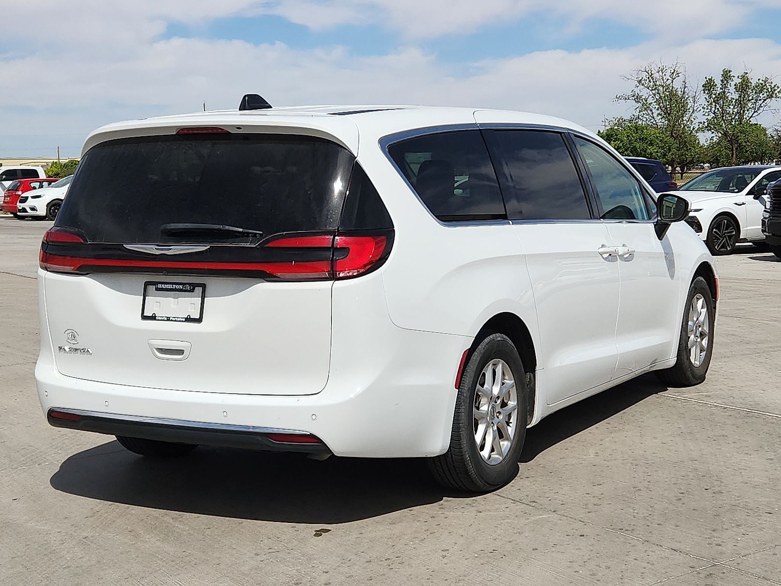 2023 Chrysler Pacifica Touring L