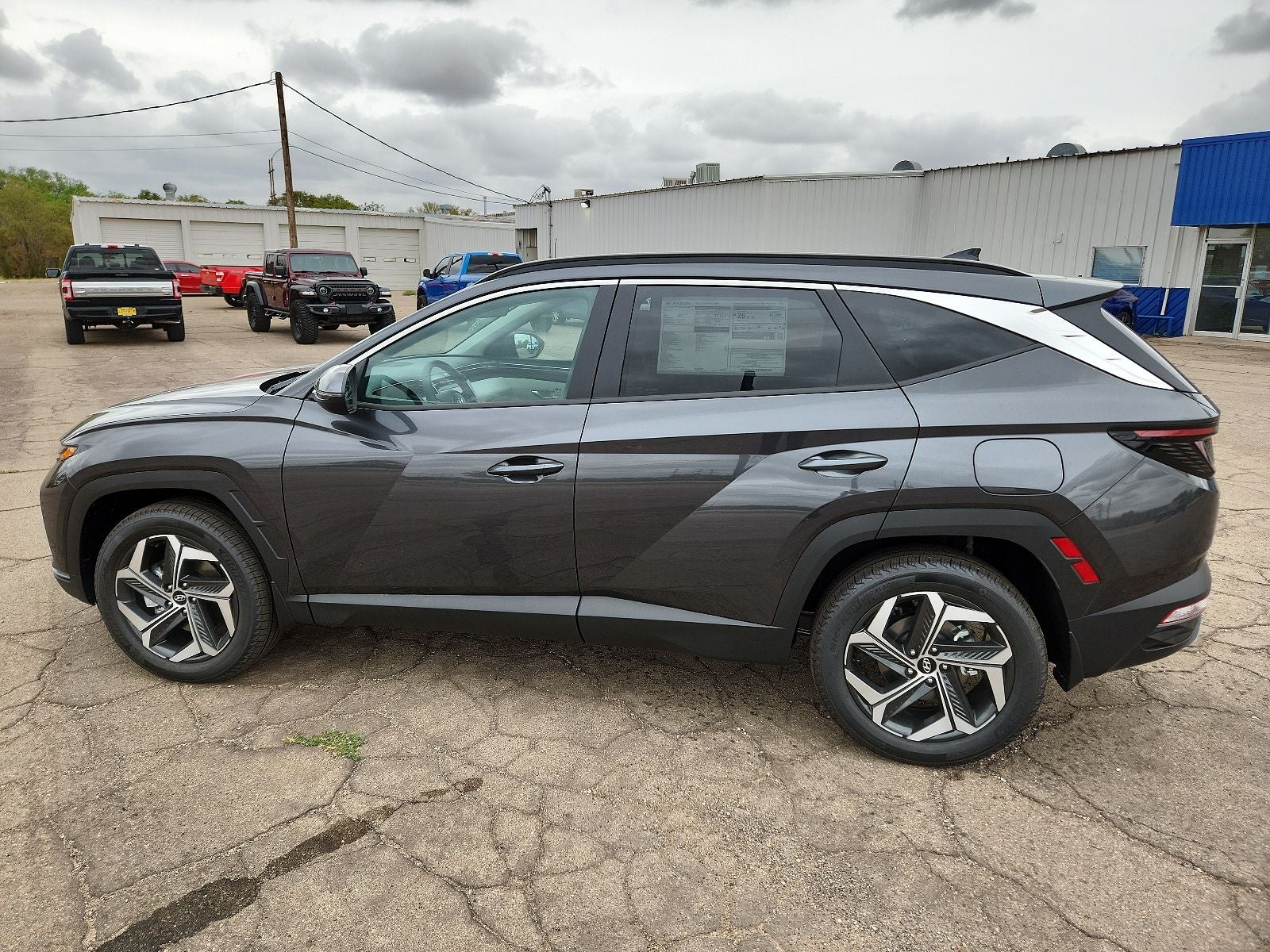 2024 Hyundai TUCSON SEL