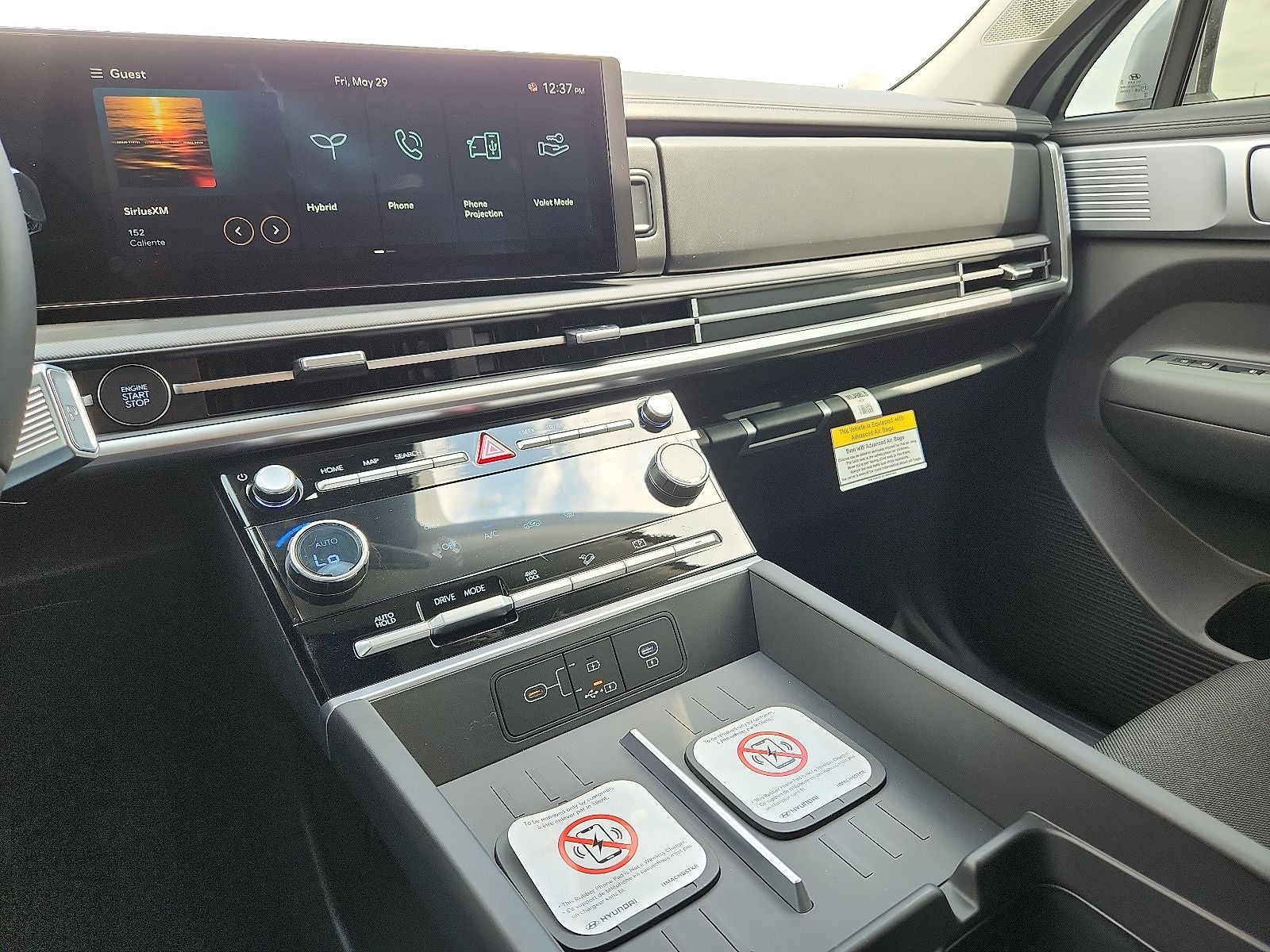 2026 Hyundai SANTA FE HYBRID SE