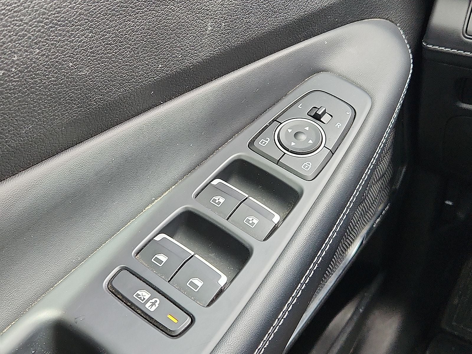 2023 Hyundai SANTA FE SEL Premium