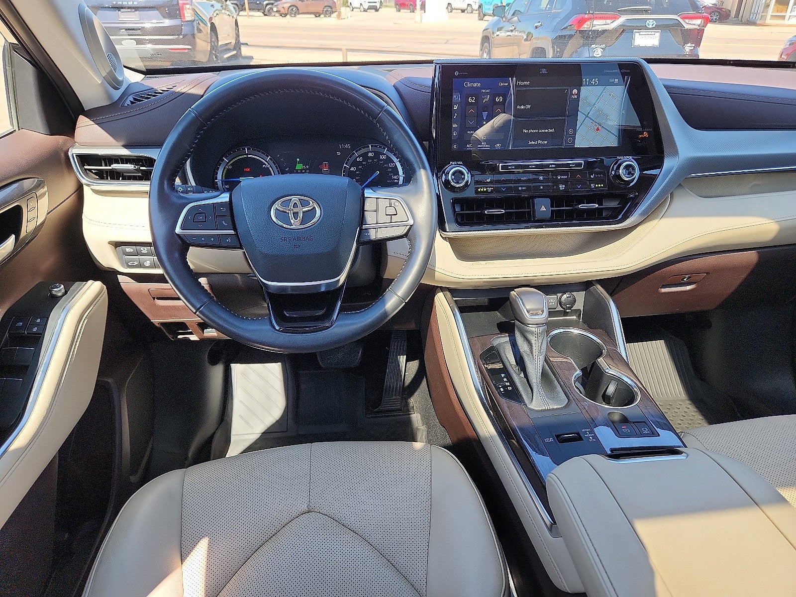 2021 Toyota Highlander Hybrid Platinum