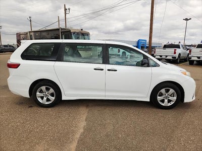 2018 Toyota Sienna L 7 Passenger
