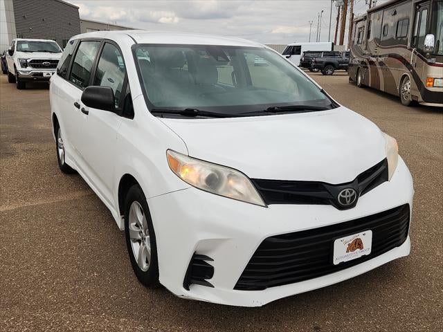 2018 Toyota Sienna L 7 Passenger