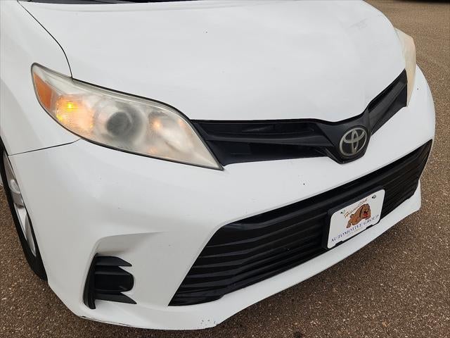 2018 Toyota Sienna L 7 Passenger