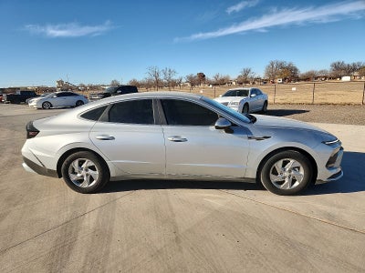 2025 Hyundai SONATA SE