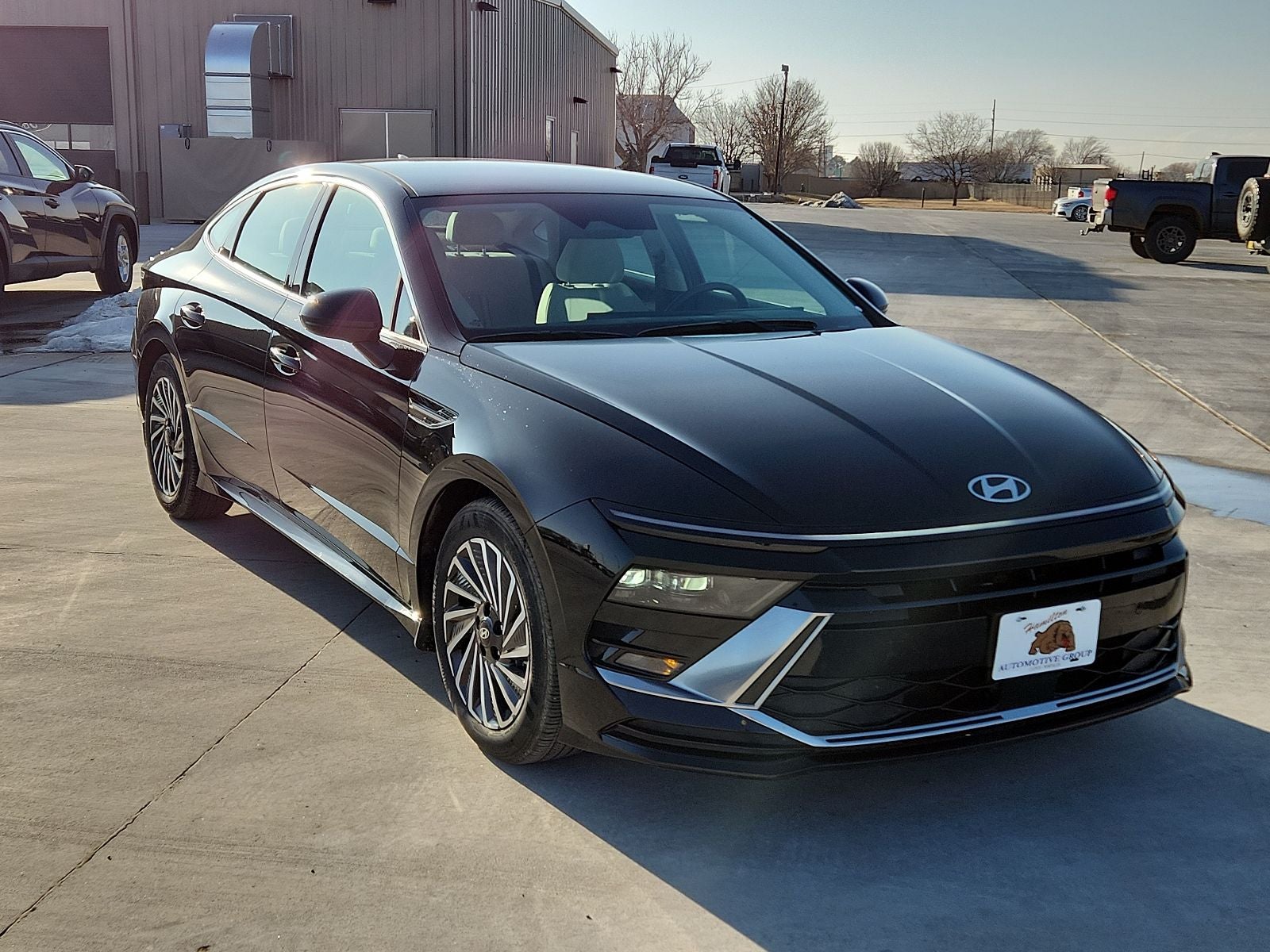 2024 Hyundai SONATA HYBRID SEL