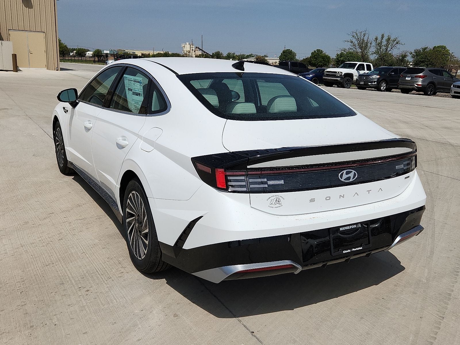 2025 Hyundai SONATA HYBRID SEL