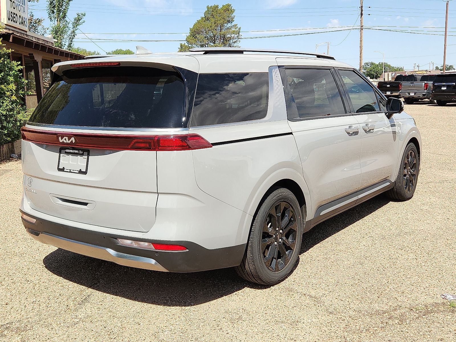 2024 Kia Carnival SX