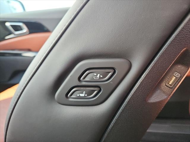 2024 Kia Carnival SX