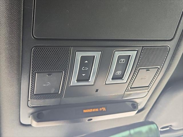 2022 Land Rover Defender X-Dynamic HSE